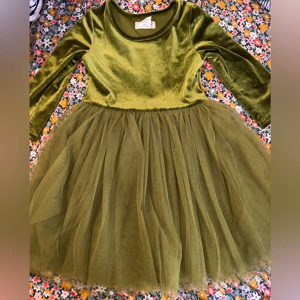Taylor Joelle boutique girls tutu velvet top dress in size 6